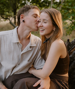 Paarshooting-Oberhausen-Düsseldorf-Hochzeitsfotografin-NRW-Alina-Nolte-web-43.jpg