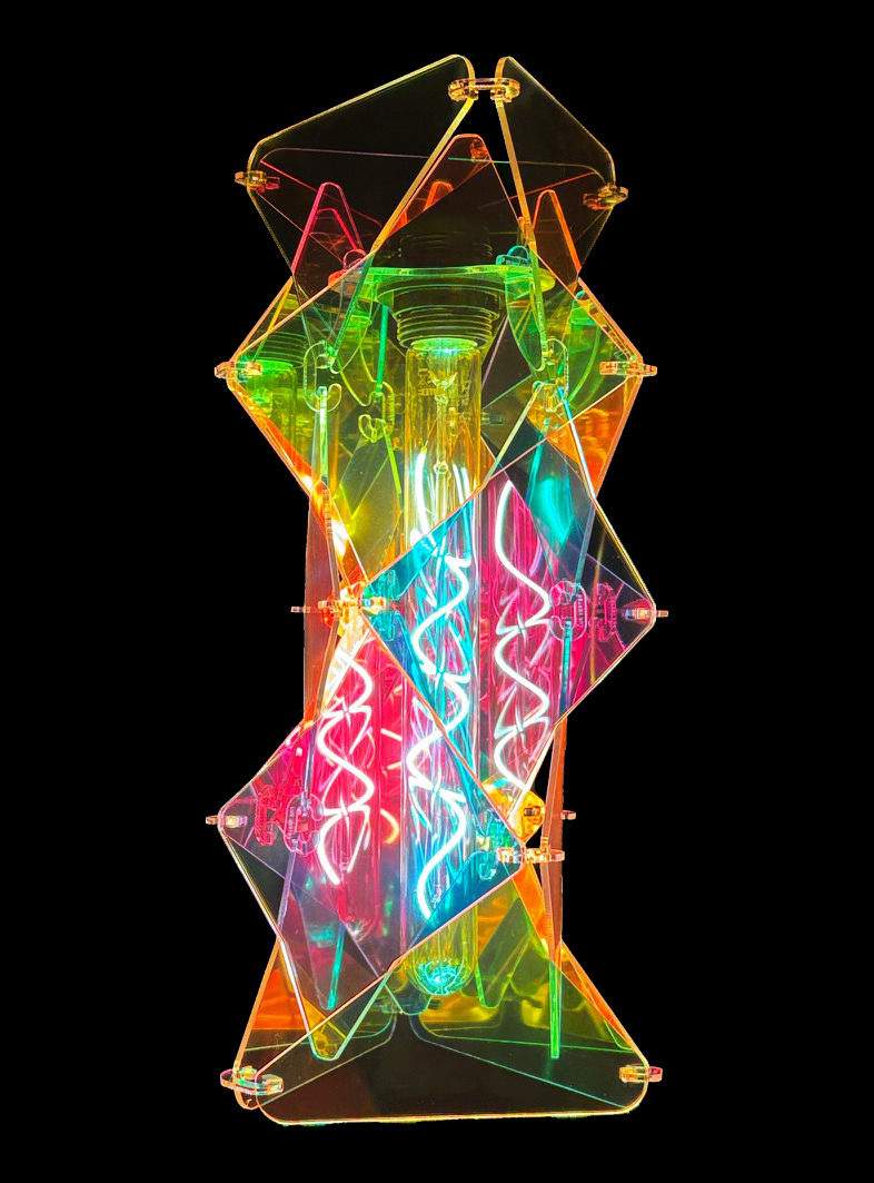 Thumbnail: Iridescent Trinity