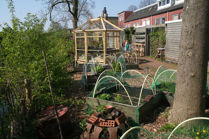 buurtkas_hofvanreseda_groningen_lente2014 (31).jpg