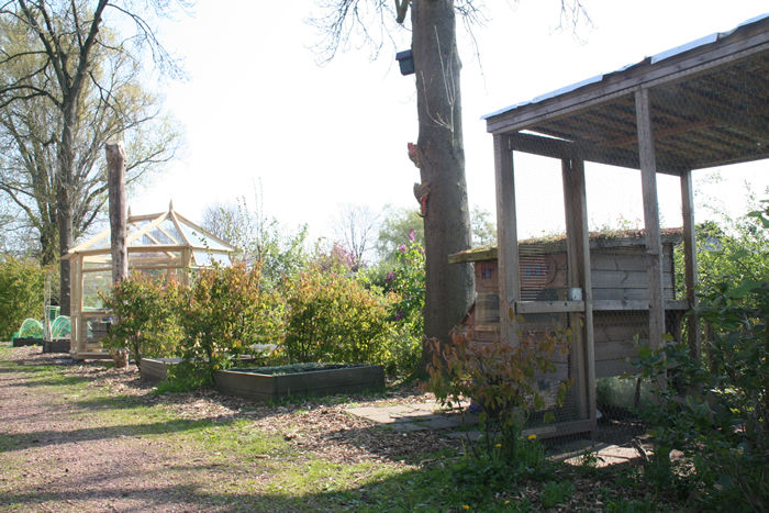 buurtkas_hofvanreseda_groningen_lente2014 (48).jpg
