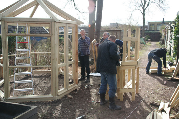buurtkas_hofvanreseda_groningen_lente2014 (1).jpg