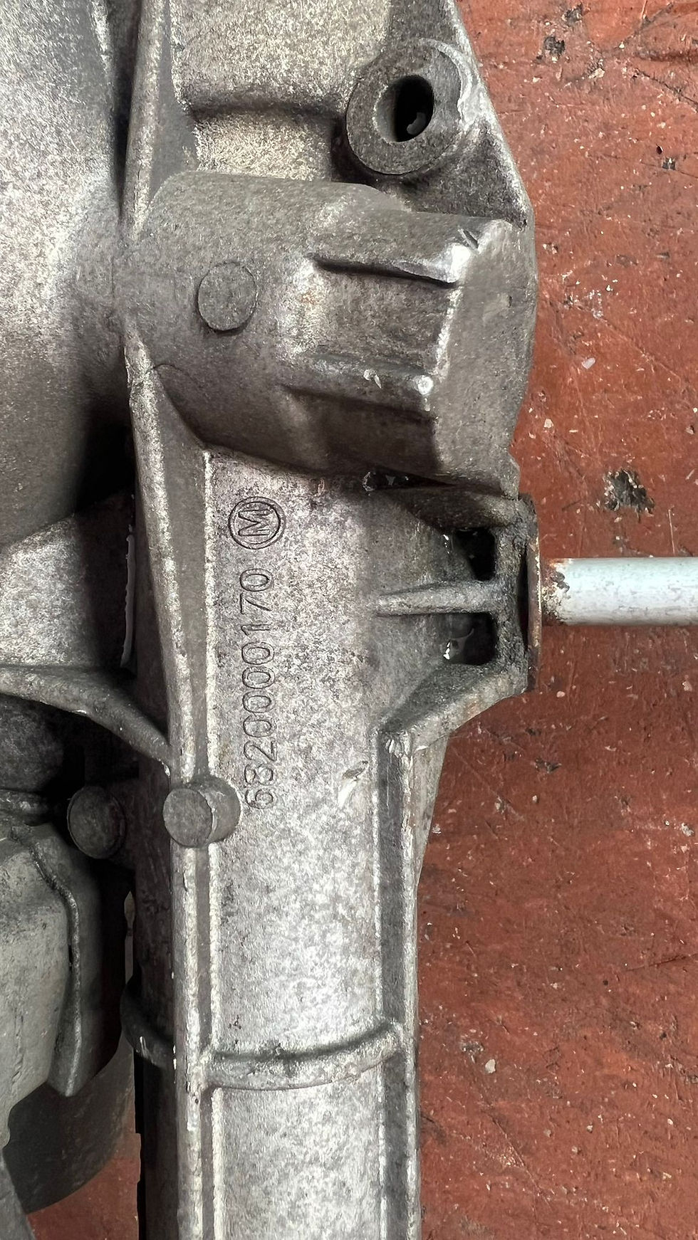 PEUGEOT 207 1.4 HDİ ELEKTİRİKLİ ÇIKMA DİREKSİYON KUTUSU