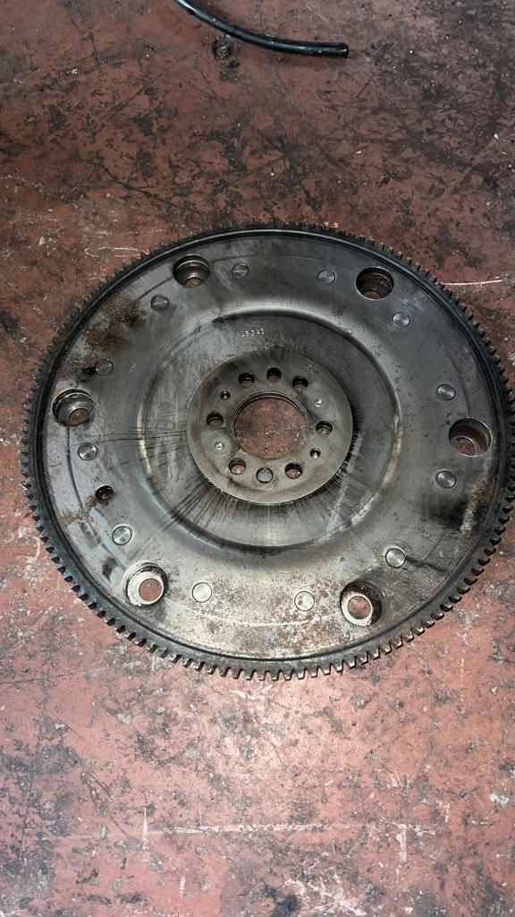 PEUGEOT 208 1.6 EURO 5 OTOMATİK ÇIKMA VOLANT