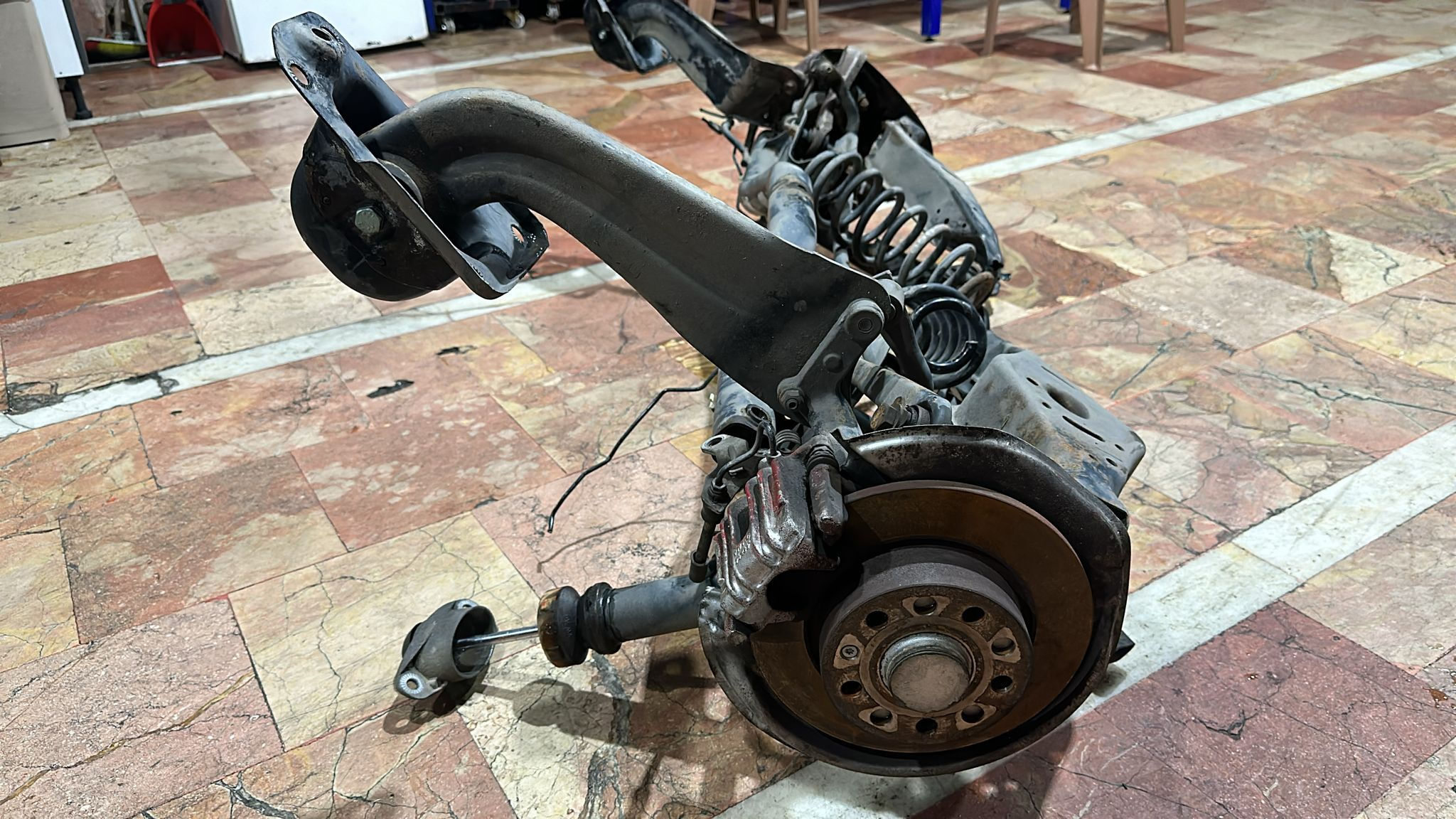 AUDİ A3 DOLU DİNGİL HEÇBEK 2005