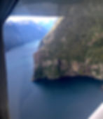 Bubbly Tourist New Zealand South Island Map with Itinerary of Must See locations; milford sound