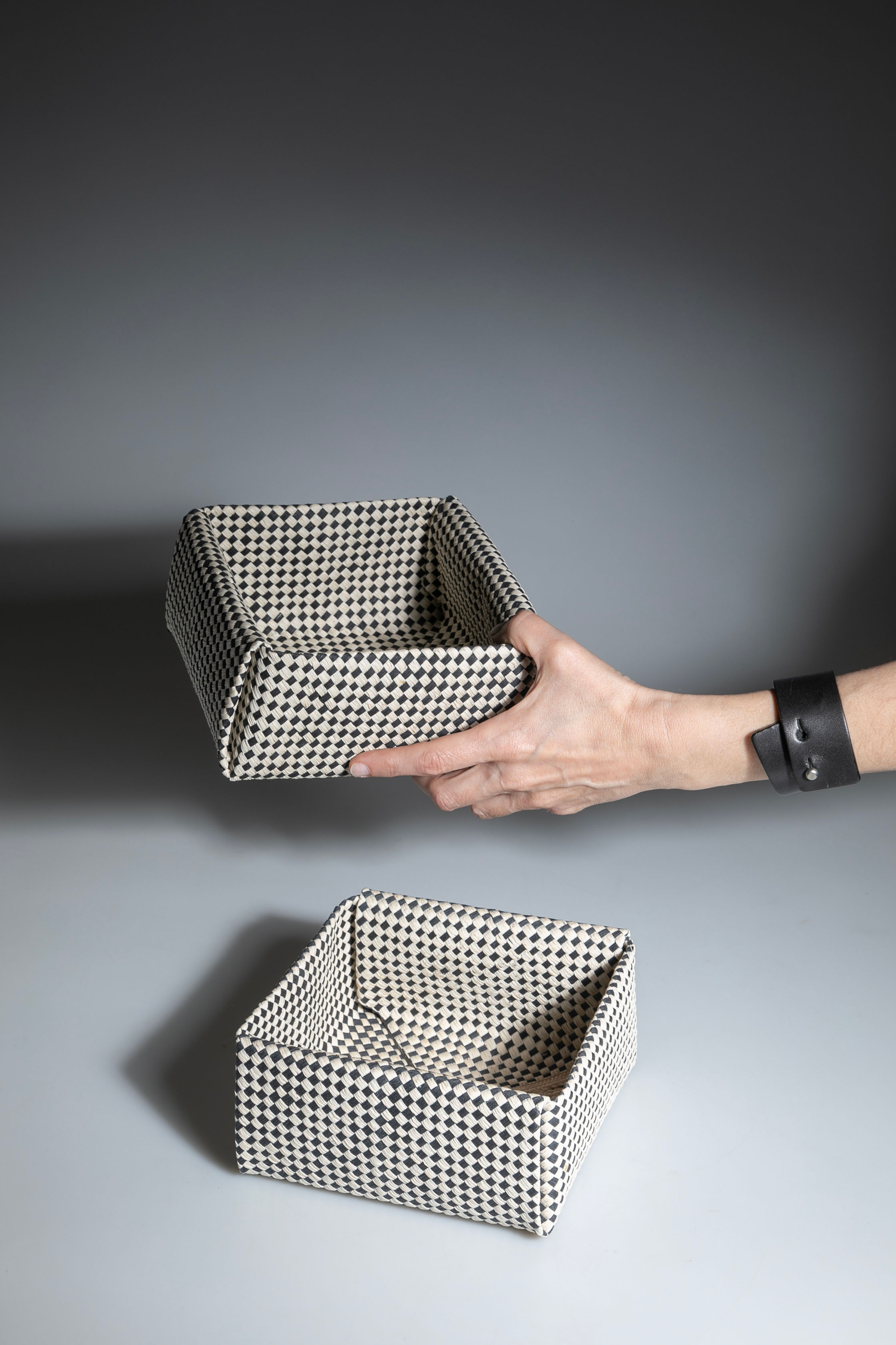Brazalete de cuero con cierre gemelo