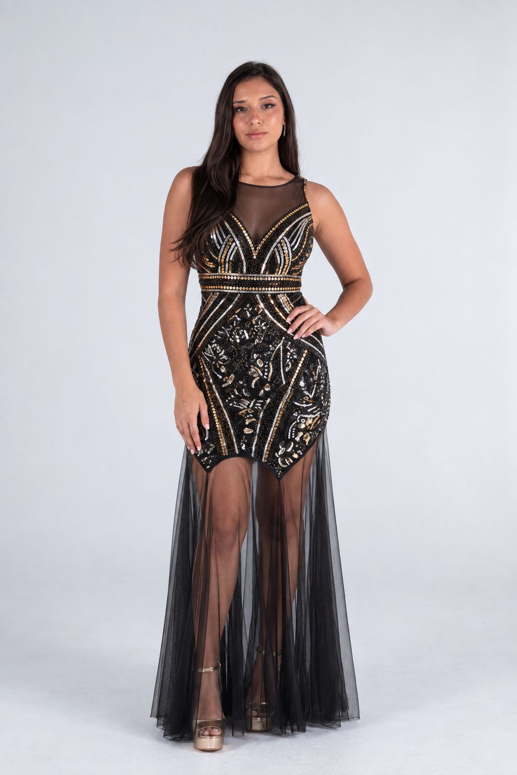 Vestido con lentejuelas y tul 454