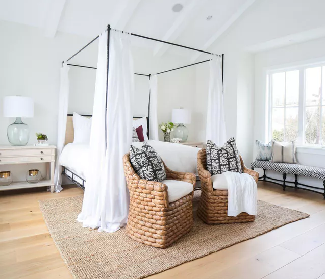 Mary+Hannah+Interiors+--+End+of+Bed+Companions