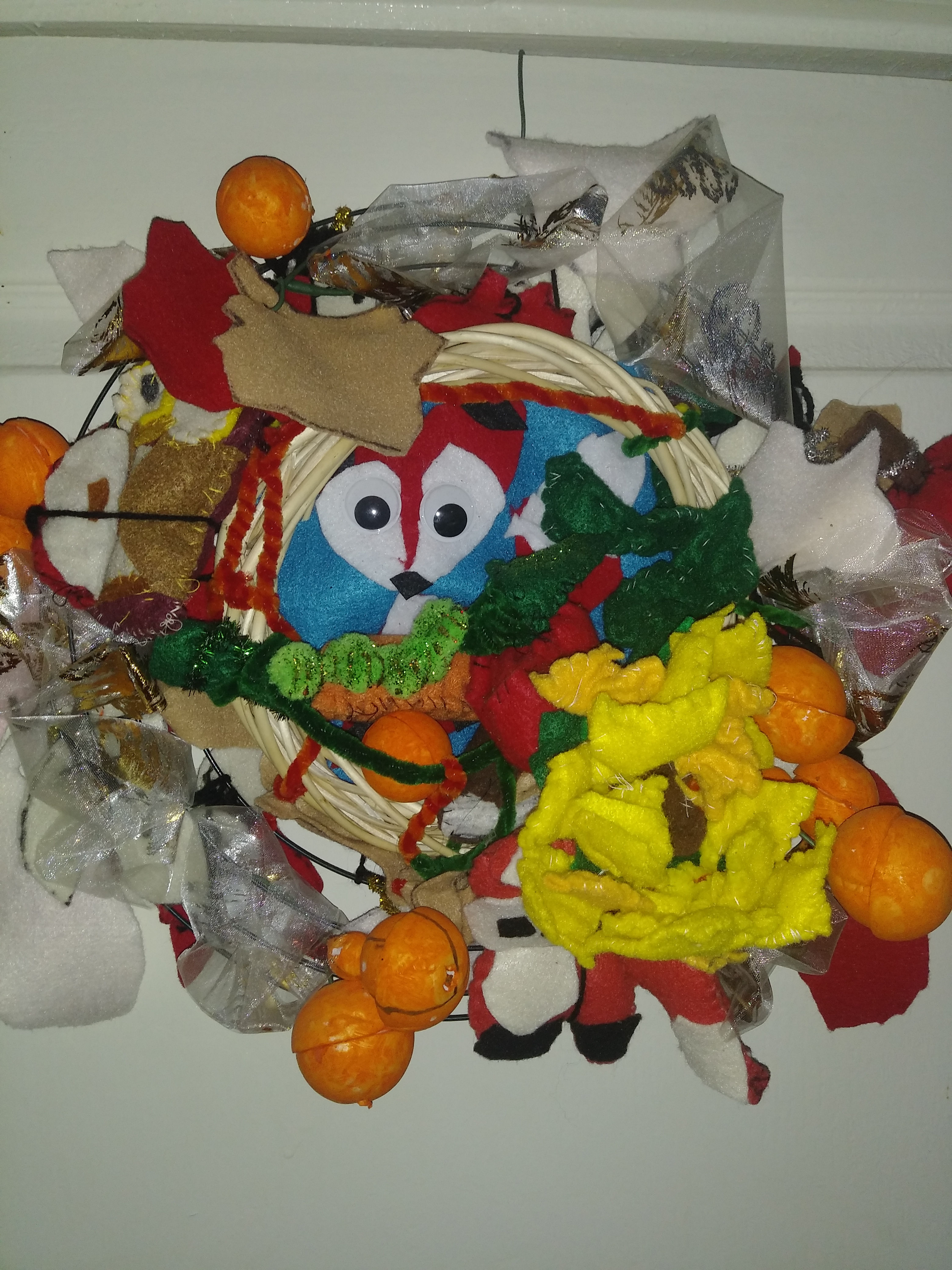 Medium handmade autumn spirit wreath