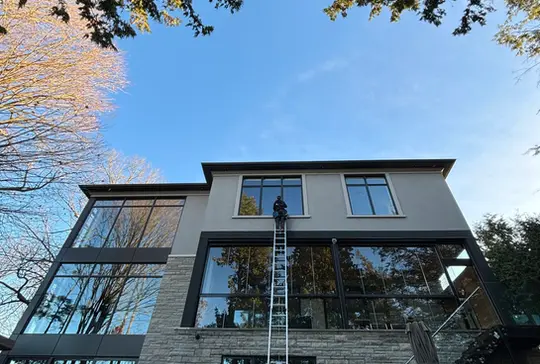 Window_Cleaning_2.webp