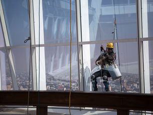 High Rise Window Cleaner