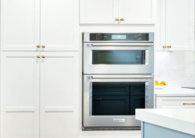 Downtown Charleston- First Floor Remodel/Gourmet Kitchen