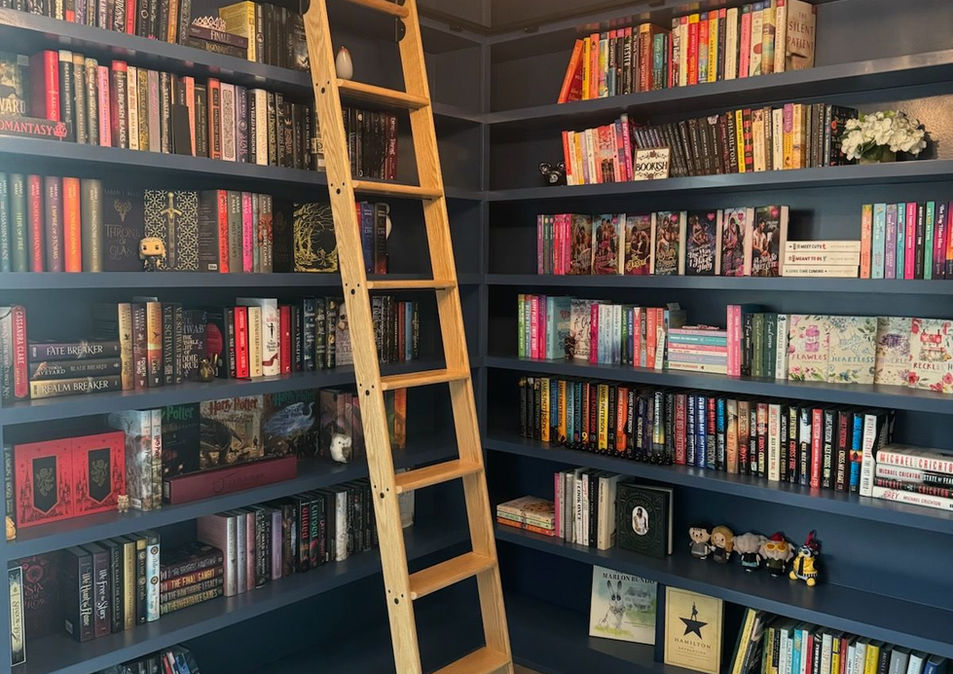 Library with Rolling Ladder - Summerville