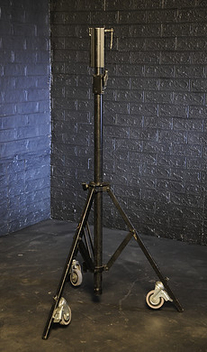 Doughty Black Stand (8).JPG