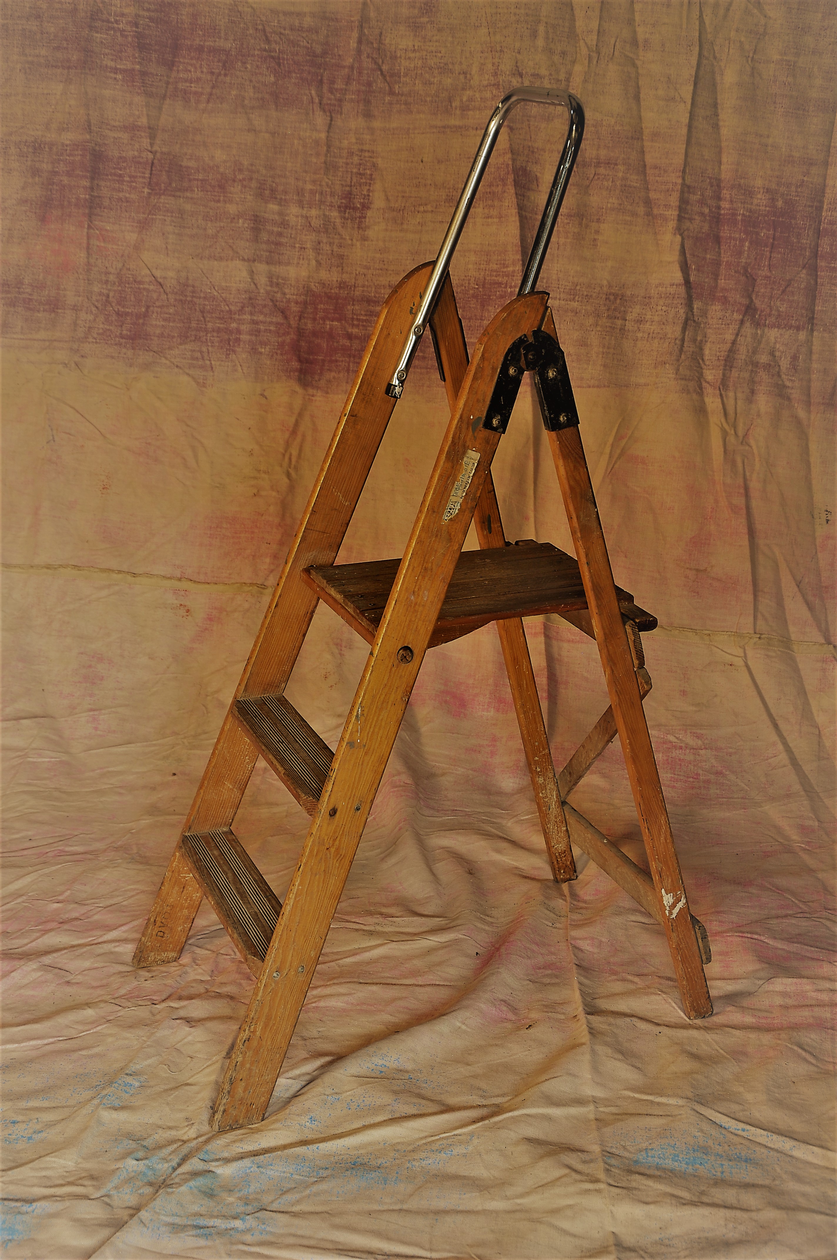 Small Wood Step Ladder ancientlights