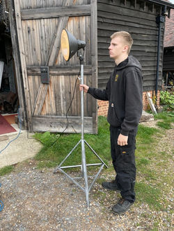 Benjamin Flood Light  (2)