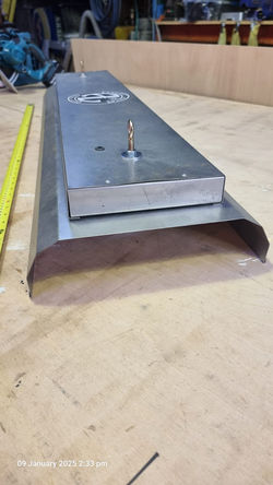 TREAD1 Triple Astera Light Fitting