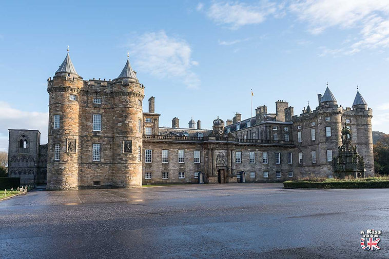 Holyrood Palace à Edimbourg - Visiter Edimbourg : Découvrez les endroits à voir et les choses à faire à Edimbourg en Ecosse | A Kiss From UK