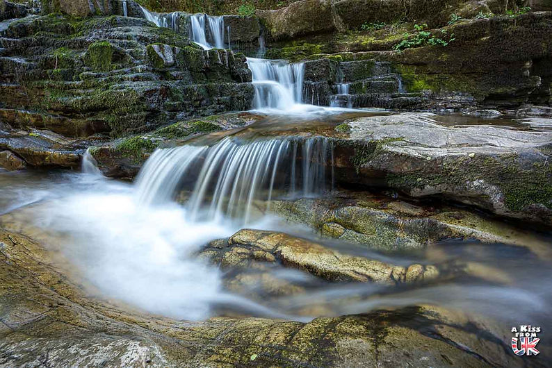 Four Waterfalls Trail dans les Brecon Beacons - Que voir et que faire dans le Parc National des Brecon Beacons au Pays de Galles ? - Visiter Bannau Brycheiniog : le guide voyage complet | A Kiss From UK