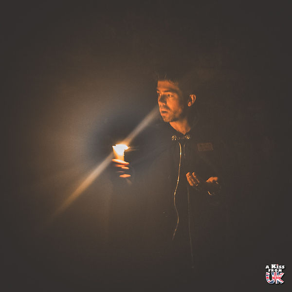 Pendant un Ghost Tour dans les Vaults d'Edimbourg - South Bridge Vaults, les souterrains hantés d'Edimbourg - Visiter Edimbourg : Découvrez les endroits à voir et les choses à faire à Edimbourg en Ecosse | A Kiss From UK