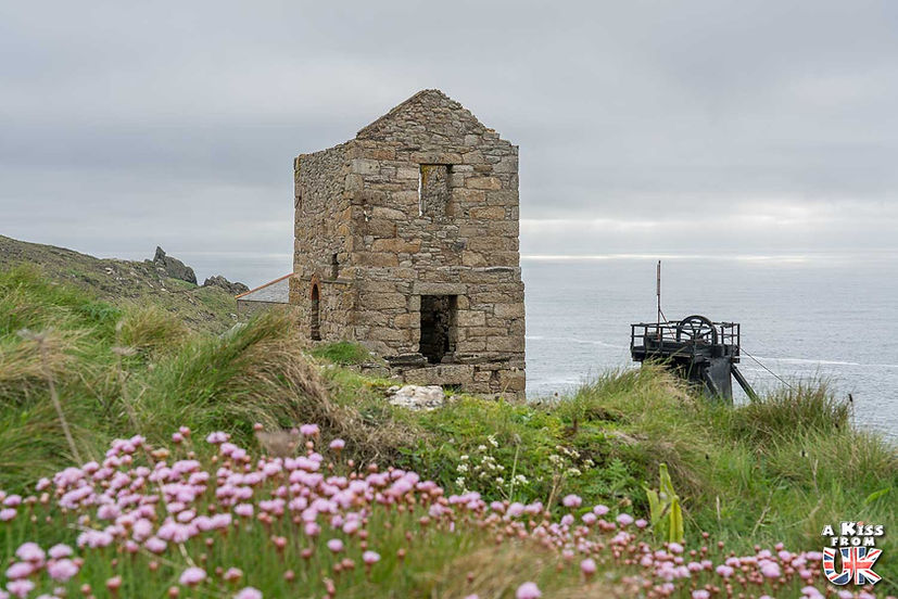 Levant Mine - Que voir et que faire dans les Cornouailles en Angleterre ? Visiter les Cornouailles et ses plus beaux endroits avec notre guide complet - A Kiss from UK, le blog du voyage en Angleterre.