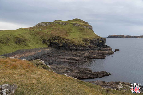 Oronsay sur l'île de Skye - Que faire et que voir sur l'île de Skye en Ecosse ? Visiter les plus beaux endroits de l'île de Skye avec mon guide voyage complet. |  A Kiss from UK