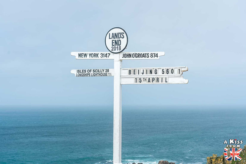 Land's End - Que voir dans les Cornouailles en Angleterre ? Visiter les Cornouailles : les lieux à voir, les choses à faire | A Kiss From UK, le blog du voyage en Angleterre.