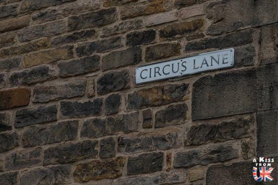 Visiter Circus Lane, la rue la plus photogénique d’Édimbourg. Balade à Circus Lane, la rue la plus Instagrammable d'Edimbourg.