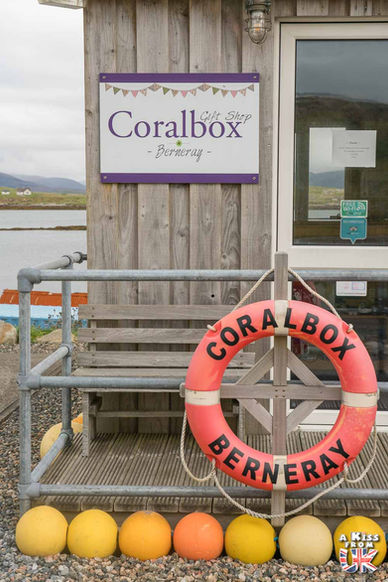 Coralbox Gift Shop - Visiter Berneray dans les Hébrides Extérieures en Ecosse : les lieux à voir, les choses à faire. | A Kiss from UK, le blog du voyage en Ecosse.