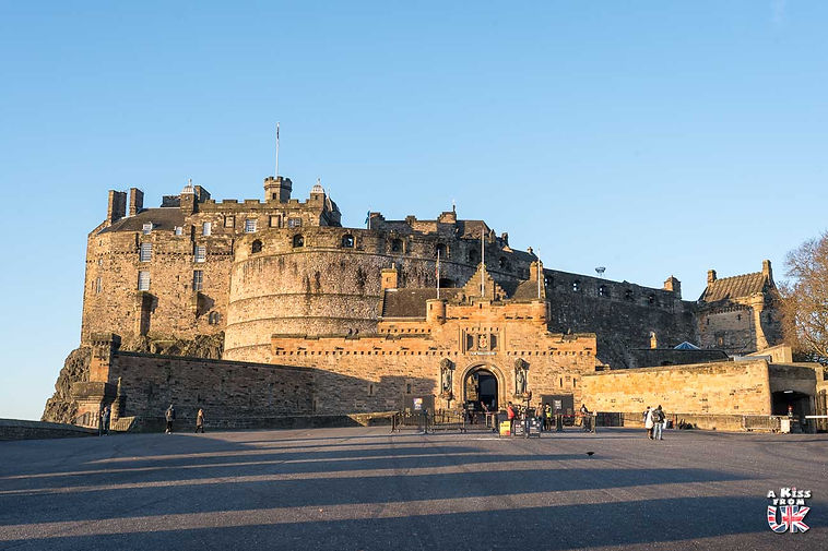 La château d'Edimbourg - Visiter Edimbourg : Découvrez les endroits à voir et les choses à faire à Edimbourg en Ecosse | A Kiss From UK