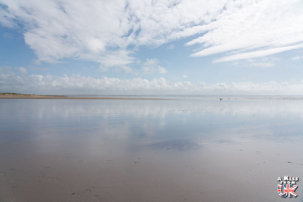 Saunton Sands dans le Devon du Nord – Que voir dans le Devon en Angleterre ? Préparez-vous à visiter le Devon en découvrant les plus beaux endroits de cette région du sud-ouest de l’Angleterre | A Kiss from UK, le blog du voyage en Angleterre.