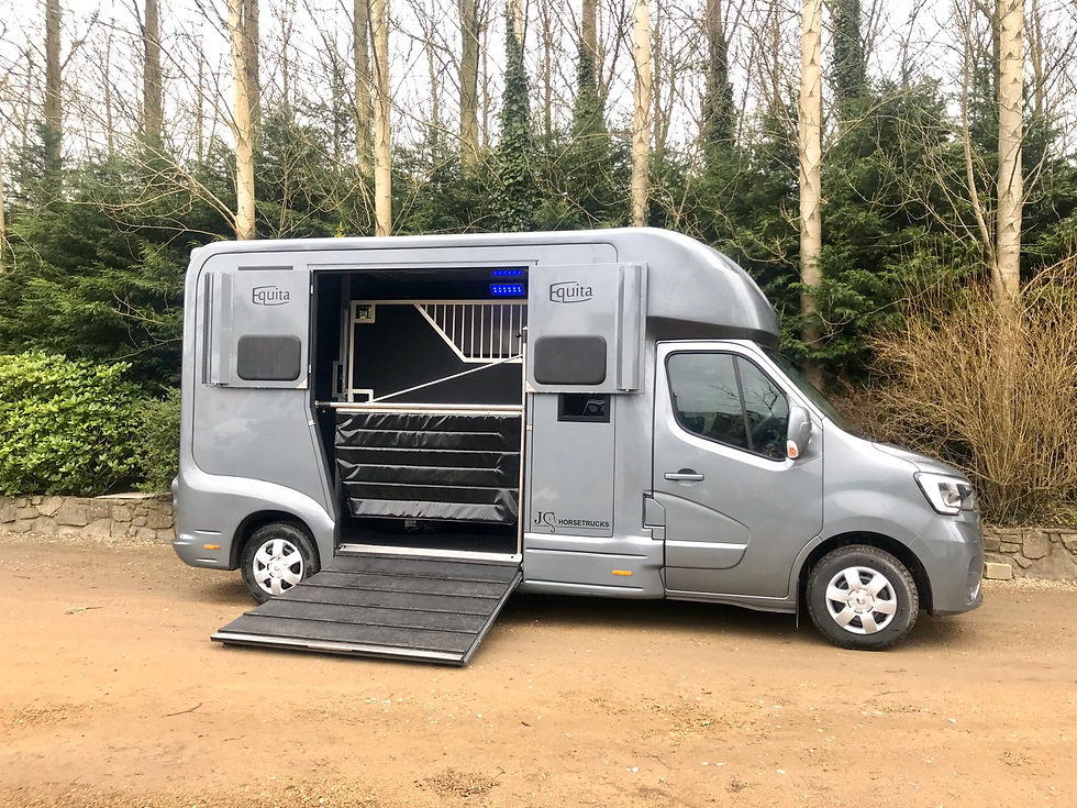Thumbnail: 2020 Renault Master Red Edition Long Stall 3.5t Horsebox