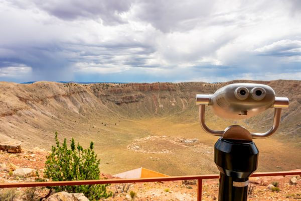What It's Like to Hike the Floor of Meteor Crater, Arizona's Most Otherworldly Experience
