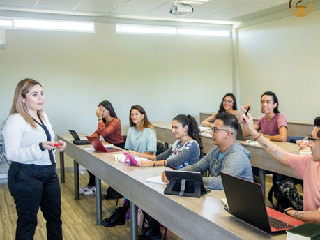 How to Plan a Guest Lecture Students Remember