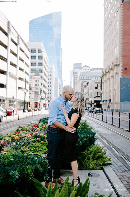 Thomas & Julie-Web Export (portrait)-02.jpg