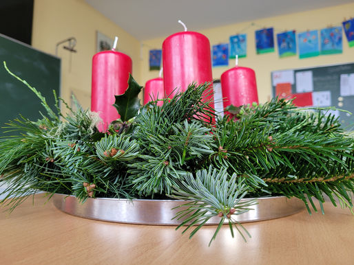 Der Advent hält Einzug in der digi MS Garsten