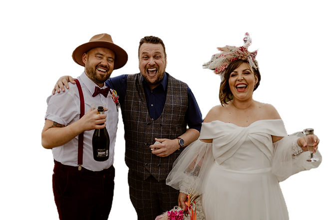 Andrew Cooper wedding magician entertaining a bride and groom at their wedding