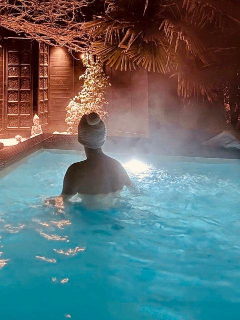 piscine privée extérieure chauffée à 38 degres ! le luxe absolu à la suite barbizon suites pas intimistes pour couples dans le 77 à fontainebleau