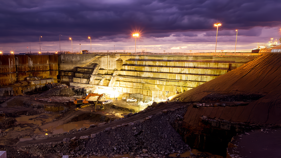 Sunrise at the Kentucky Lock - Upstream Monoliths.