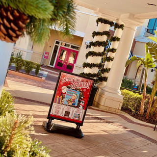 winter-garden-village-story-time-with-santa