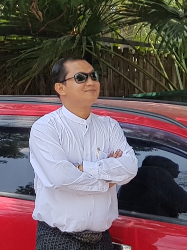 Writer: ကိုရစ်ကီကျော်-မြန်မာမော်တော်