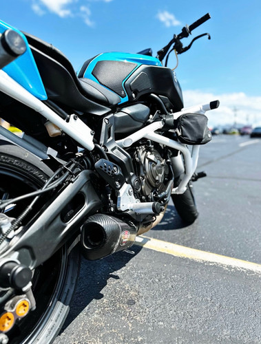 Solid Rearsets for Yamaha FZ/MT07 | Fullmetalstuntparts