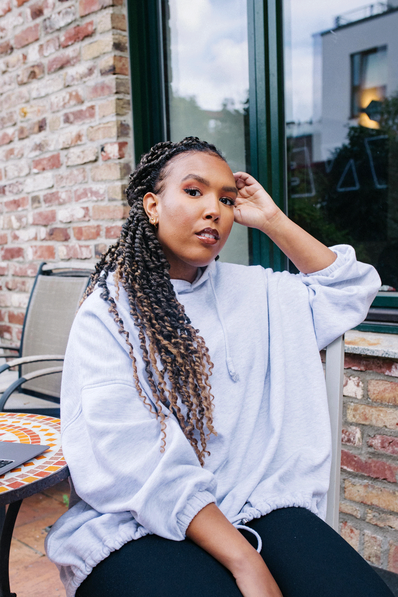IMAN.gif