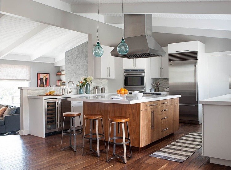 Illustration from The Dos and Don'ts of Kitchen Color Schemes