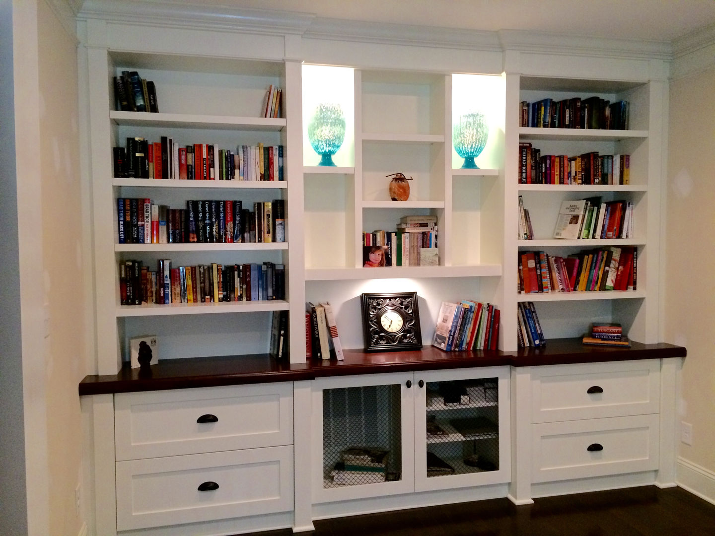 Custom Shelving/Bookcase Design/Space Solution