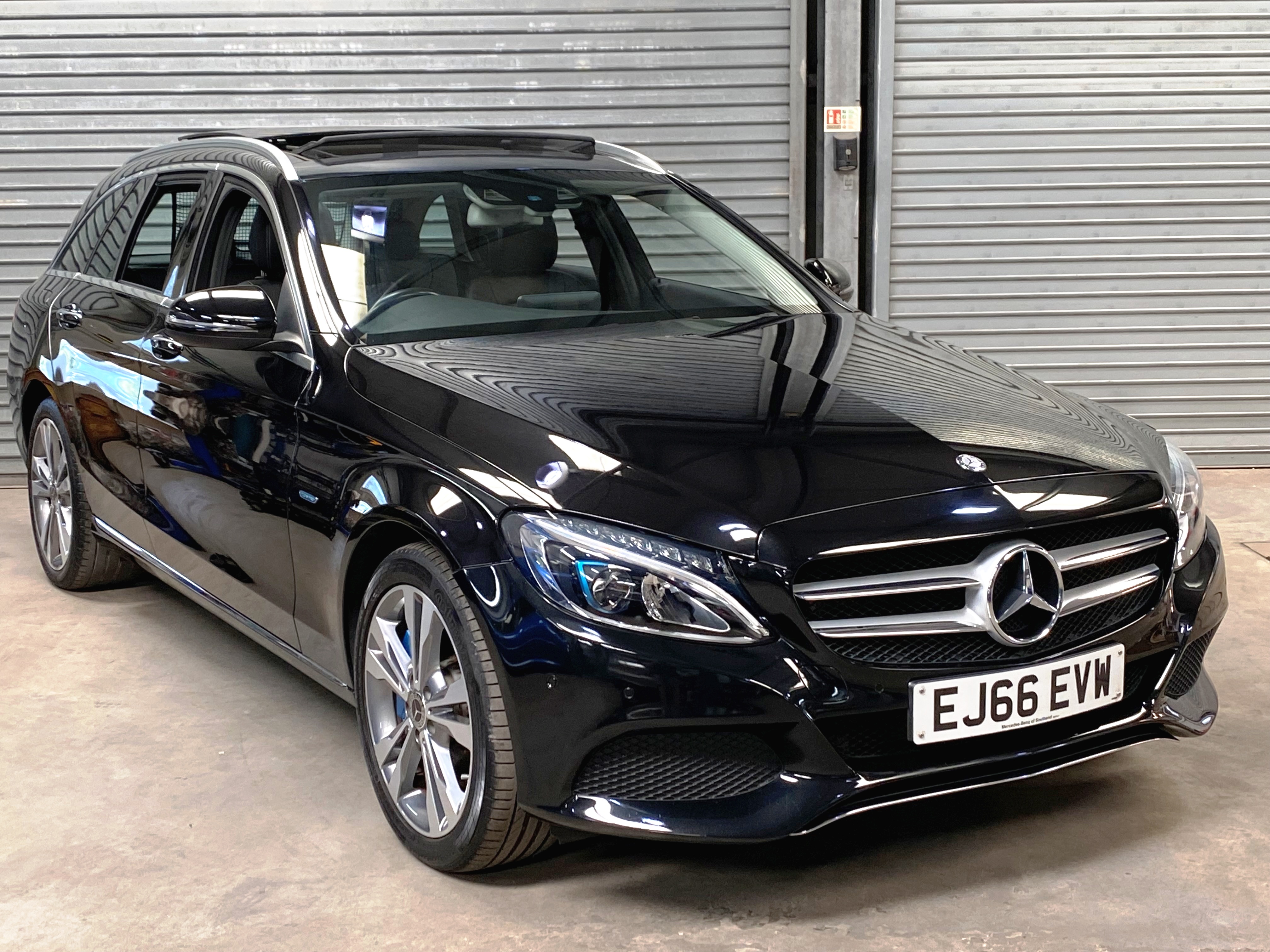 2016 Mercedes-Benz C-Class