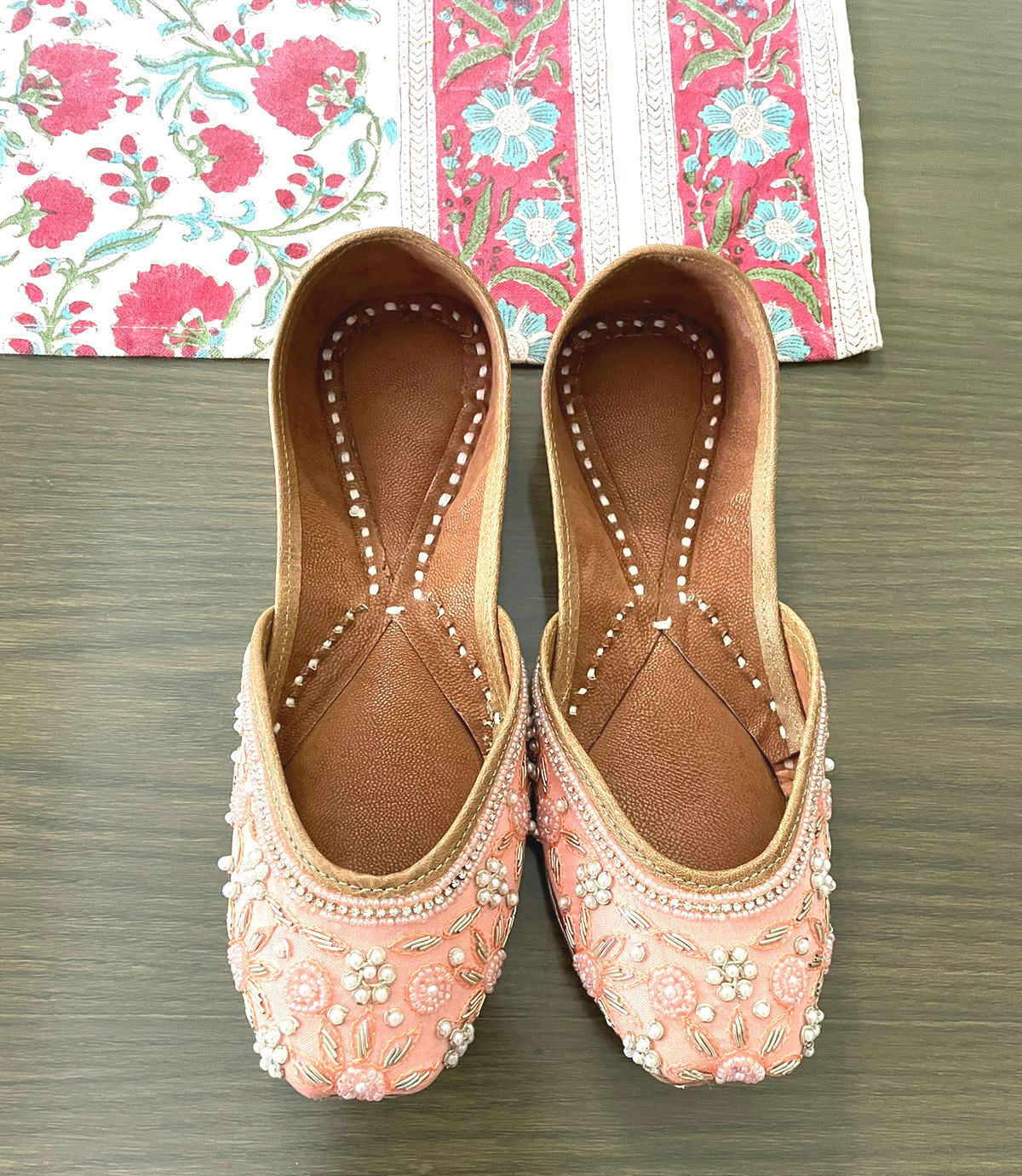 Powder pink Double Cushioned Jutti