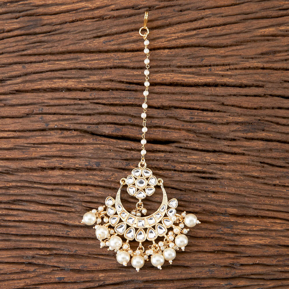 Thumbnail:  kundan maang tikka - Gold with pearl drops 
