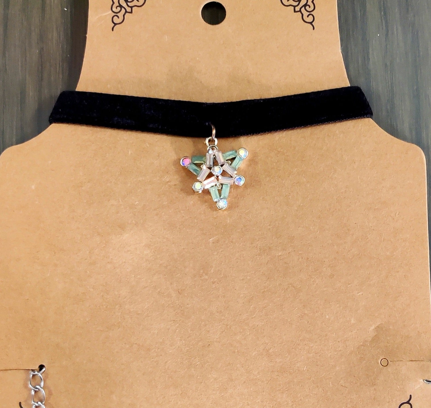 Chic Green Crystal drop choker necklace