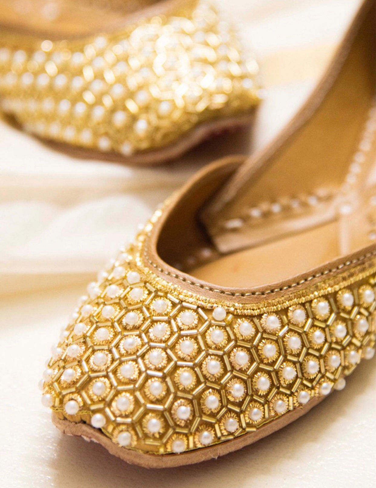 Pearl Love Double Cushioned Jutti